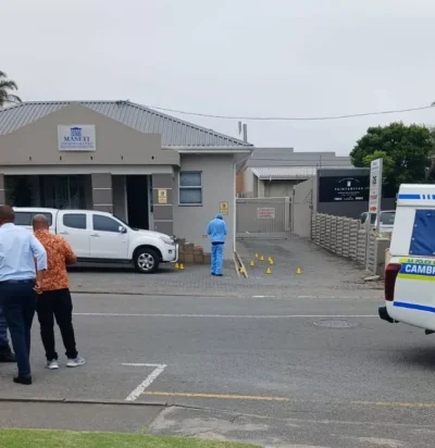 East London detectives are on the hunt for two suspects who shot and wounded an attorney in Vincent on Friday morning.